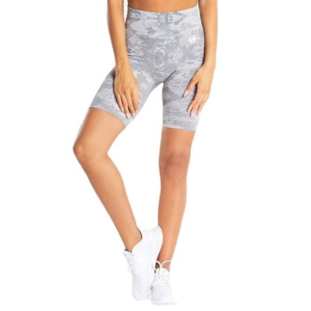 NWT Women's Best WearCAMO SEAMLESS CYCLING SHORTS COLOR: Grey Size M